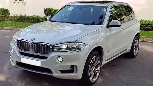 نمای دیگر بی ام و X5 xDrive50i M اسپرت 2018