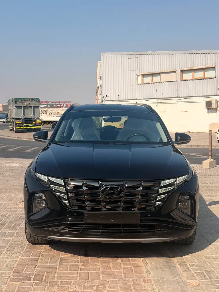 نمای دیگر هیوندای توسان SEL 2023