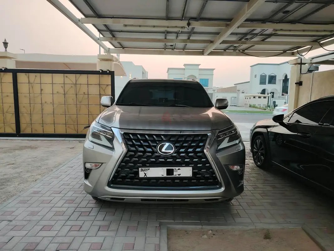 نمای دیگر لکسوس GX-Series GX 460 پلاتینیوم 2021