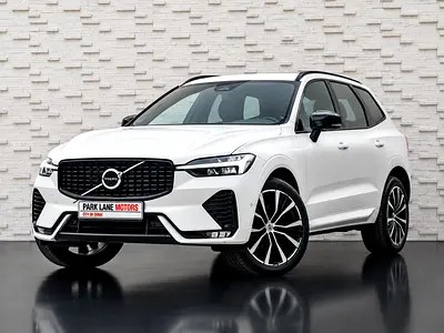 نمای دیگر ولوو XC60 B5 اولتیمیت دارک 2024
