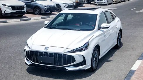 نمای دیگر امجی MG5 لوکس 2026