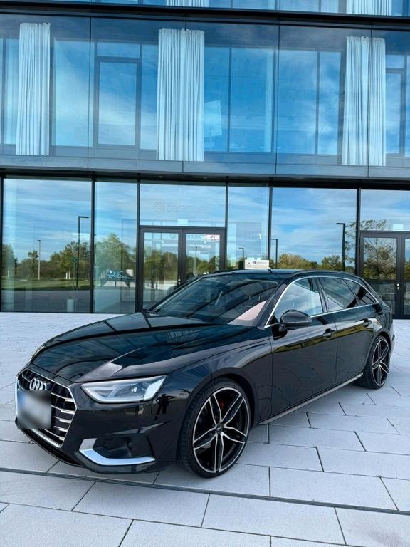نمای دیگر آئودی A4 35 TDI کمبی تعویض امکانپذیر