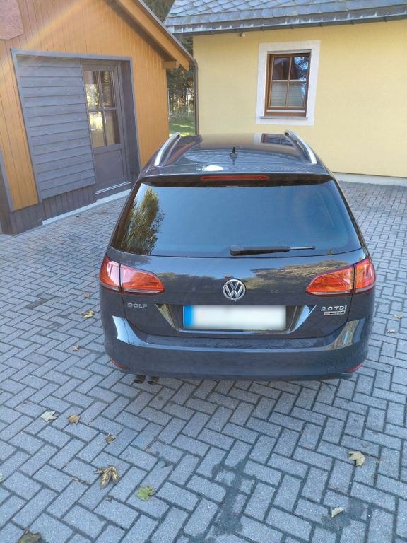 نمای دیگر فولکس واگن گلف واریانت آلاستار 4Motion 2.0 TDI