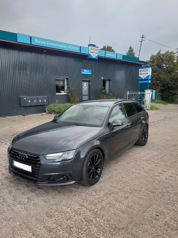 آئودی A4 آوانت 40 TFSI mHEV S tronic